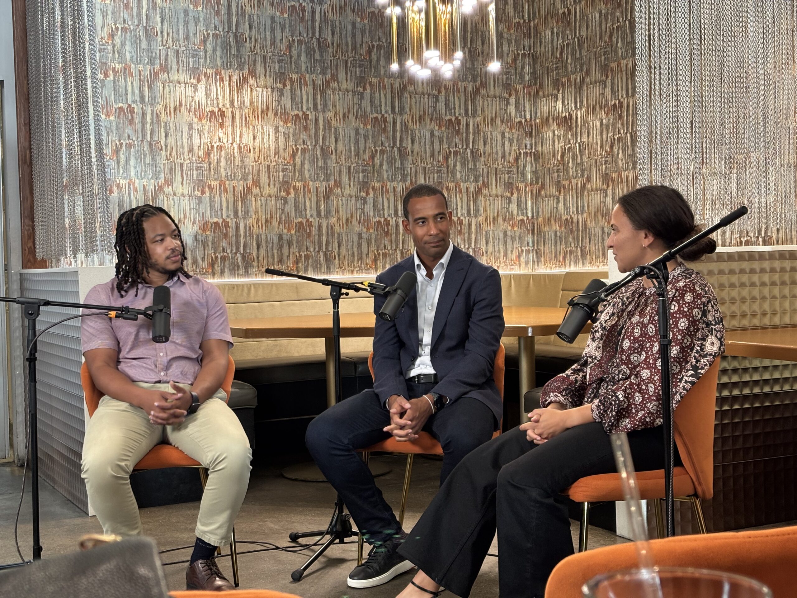 Malachi K. Battle in conversation during an MKé Exchange recording